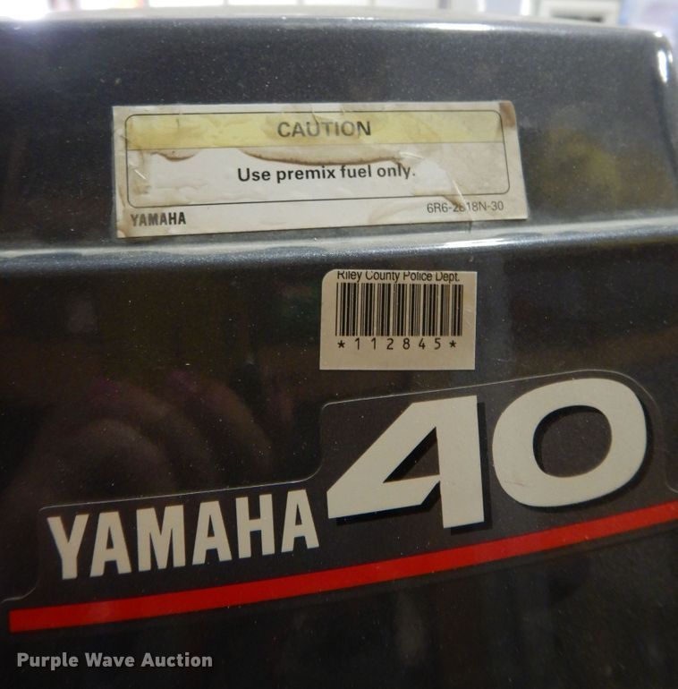 image for item LR9943 Yamaha  outboard engine