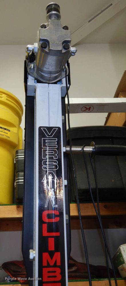 image for item LR9944 Exercise equipment