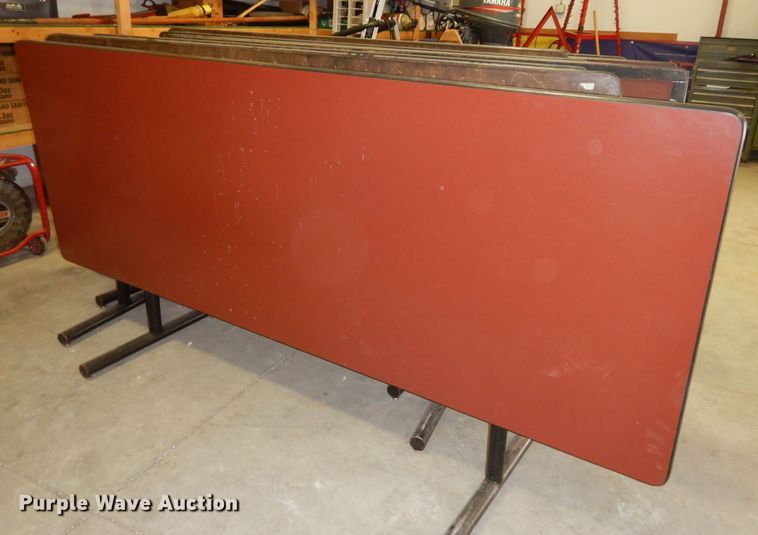 image for item LR9946 (10) folding tables