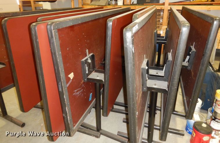 image for item LR9946 (10) folding tables