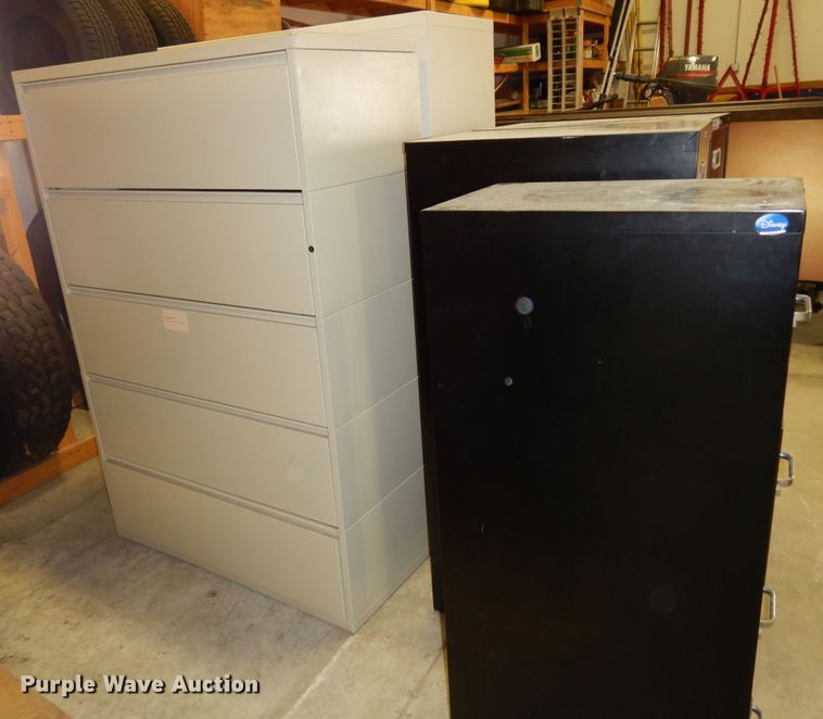 image for item LR9947 (5) file cabinets