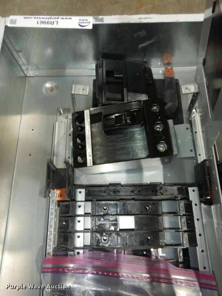 image for item LR9961 (2) Siemens disconnect boxes