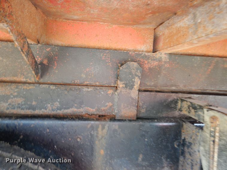 image for item LS9003 1989 Ford LNT8000  dump truck