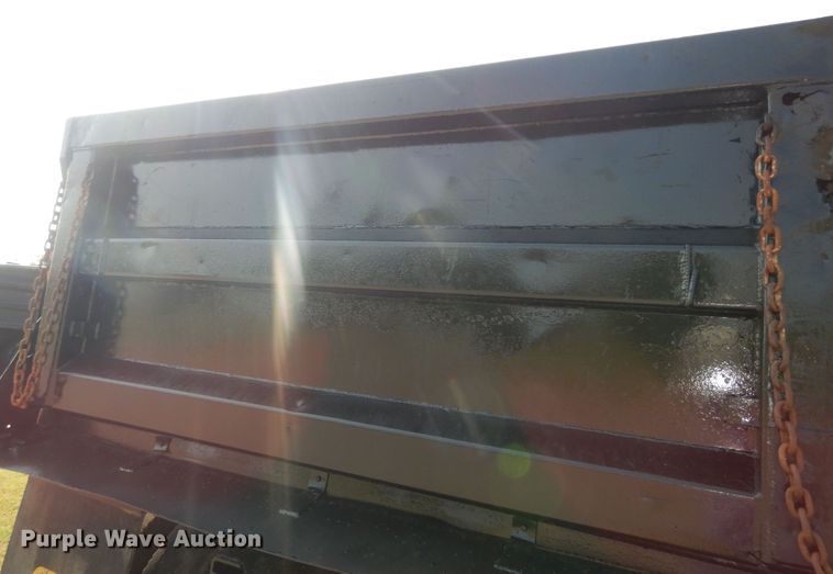 image for item LS9003 1989 Ford LNT8000  dump truck