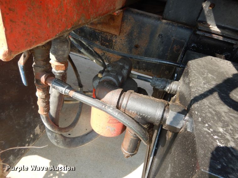 image for item LS9003 1989 Ford LNT8000  dump truck