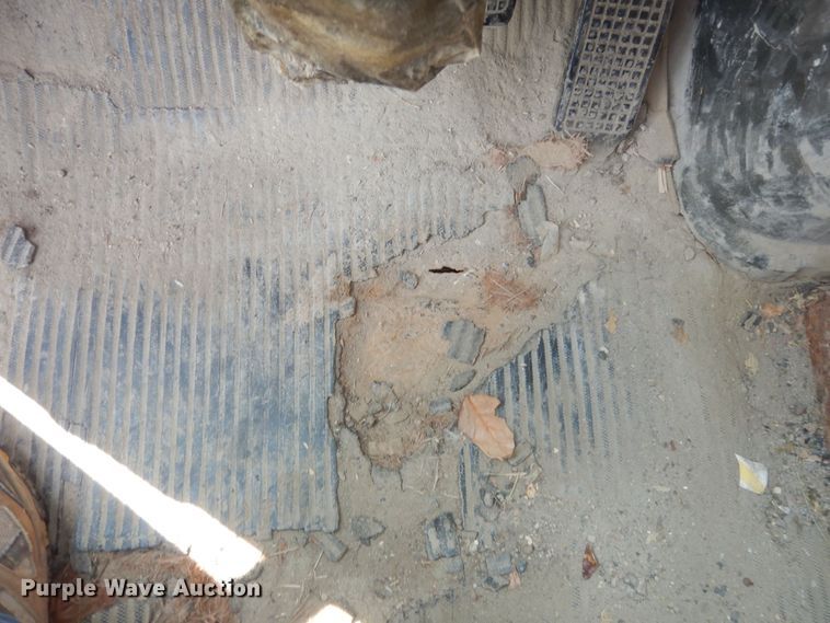 image for item LS9003 1989 Ford LNT8000  dump truck