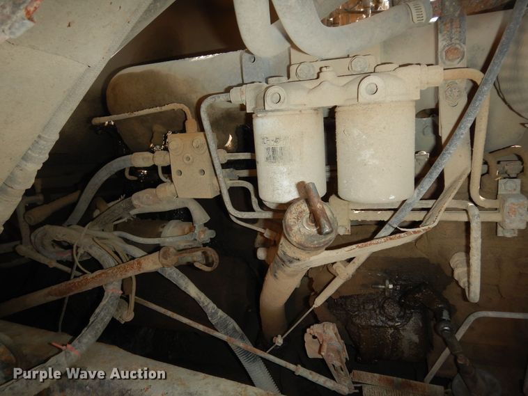 image for item LS9003 1989 Ford LNT8000  dump truck