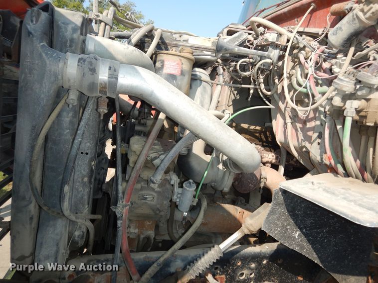 image for item LS9003 1989 Ford LNT8000  dump truck