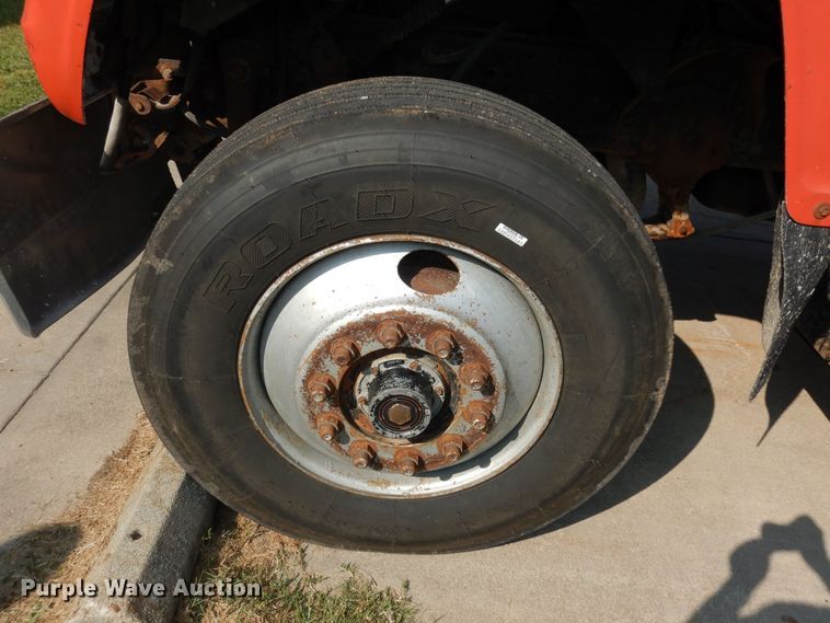 image for item LS9003 1989 Ford LNT8000  dump truck