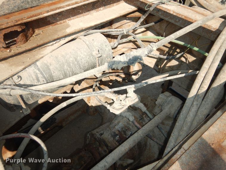 image for item LS9003 1989 Ford LNT8000  dump truck