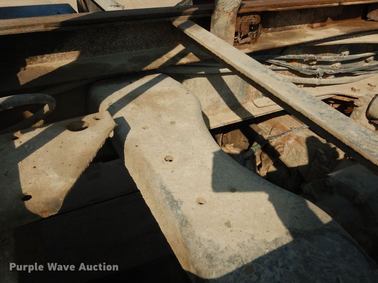 image for item LS9003 1989 Ford LNT8000  dump truck