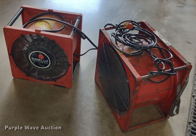 image for item LY9106 (2) ventilation fans