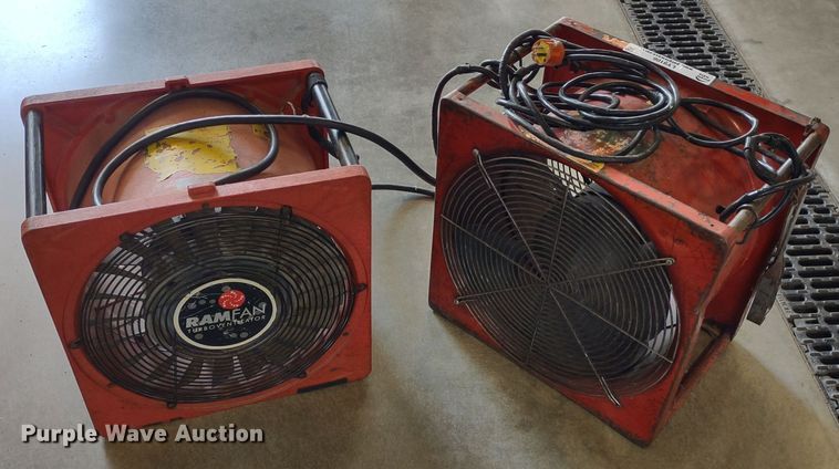 image for item LY9106 (2) ventilation fans