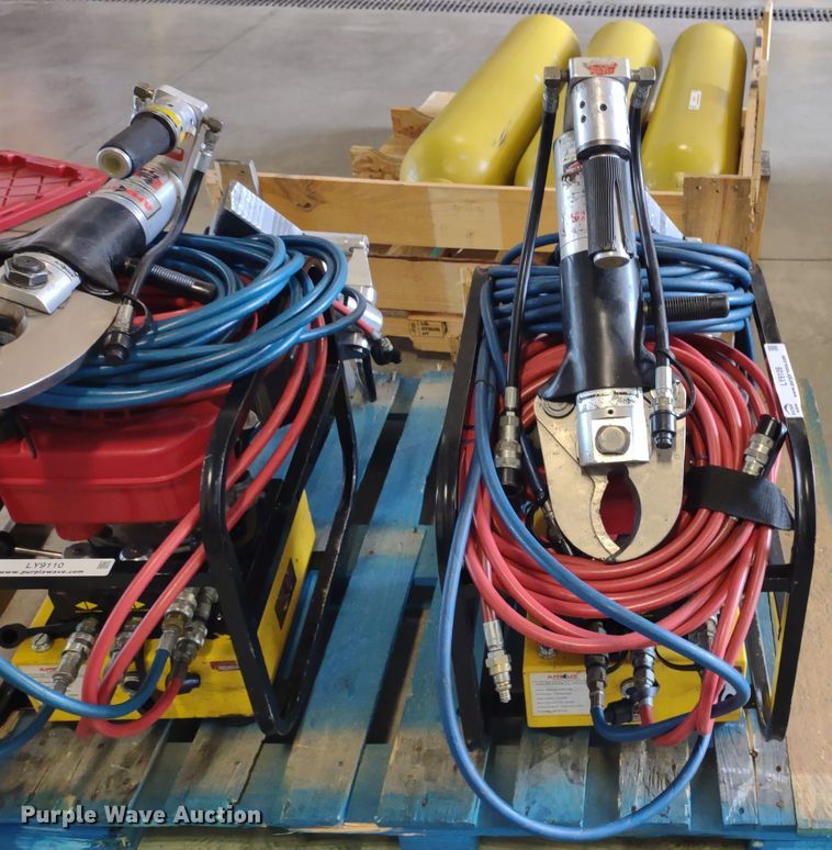 image for item LY9109 Amkus Rescue Systems GH25S-XL  extraction equipment