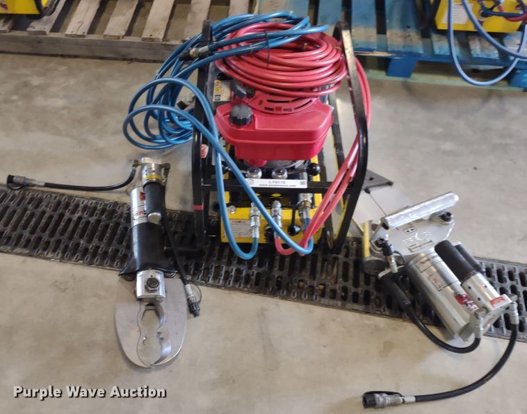 image for item LY9110 Amkus Rescue Systems  extraction equipment