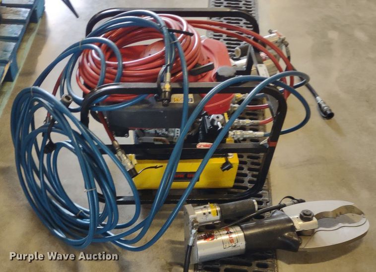 image for item LY9110 Amkus Rescue Systems  extraction equipment
