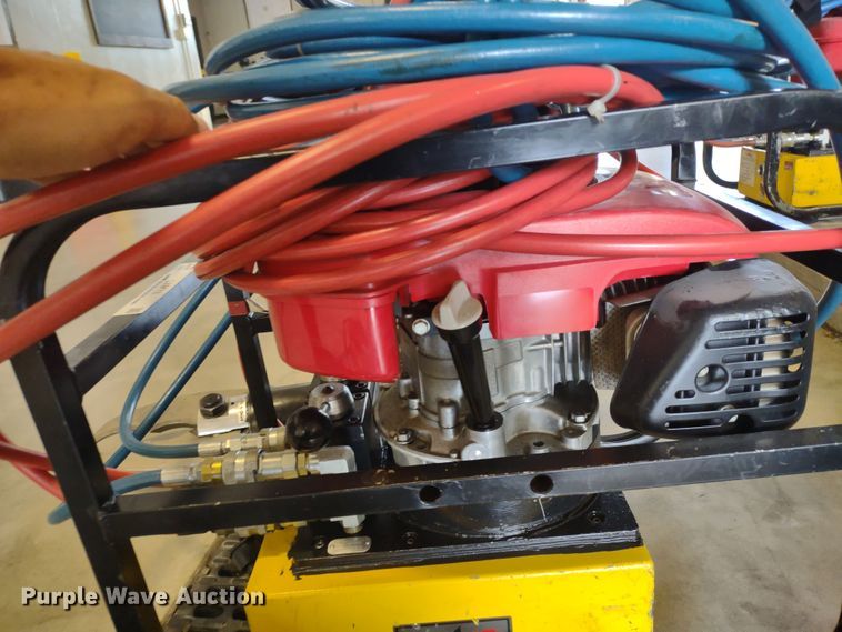 image for item LY9110 Amkus Rescue Systems  extraction equipment