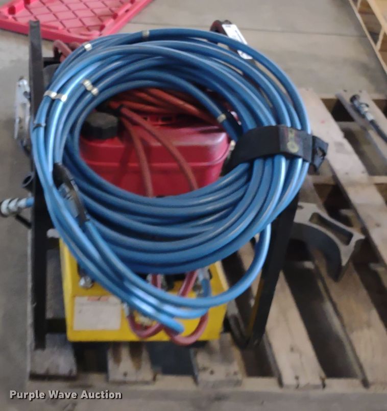 image for item LY9112 Amkus Rescue Systems  extraction equipment