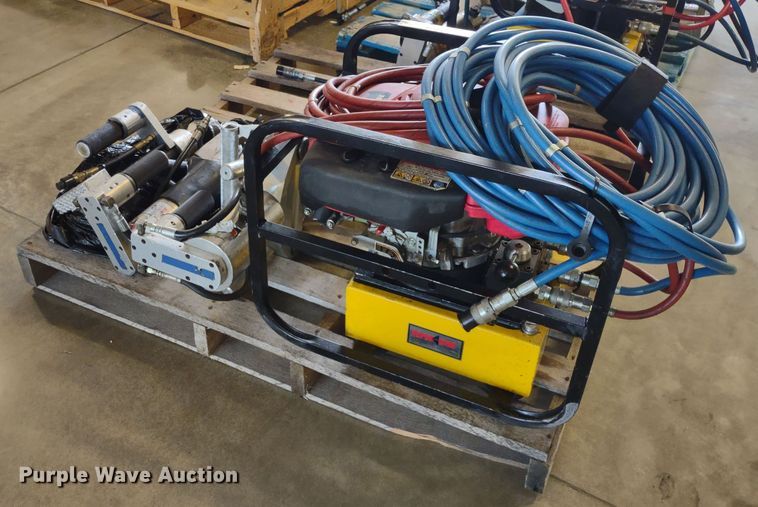 image for item LY9112 Amkus Rescue Systems  extraction equipment