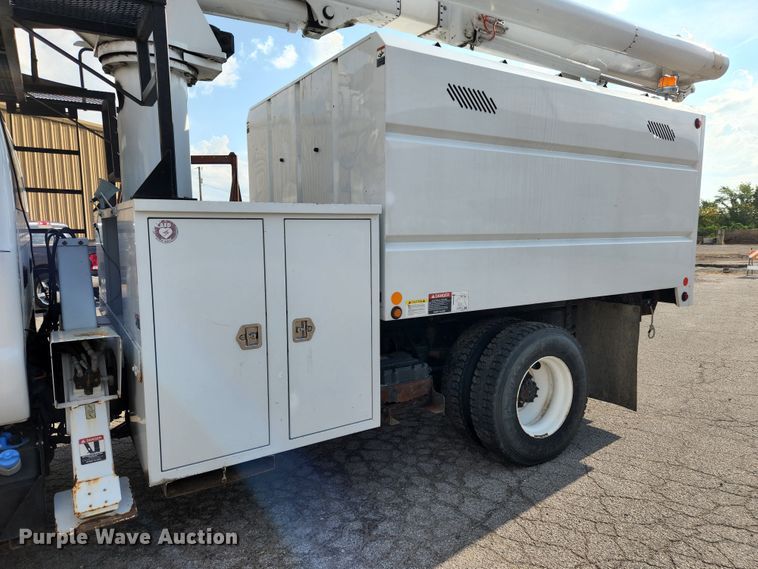 image for item MK9227 2011 Ford F750 Super Duty XL  forestry bucket truck