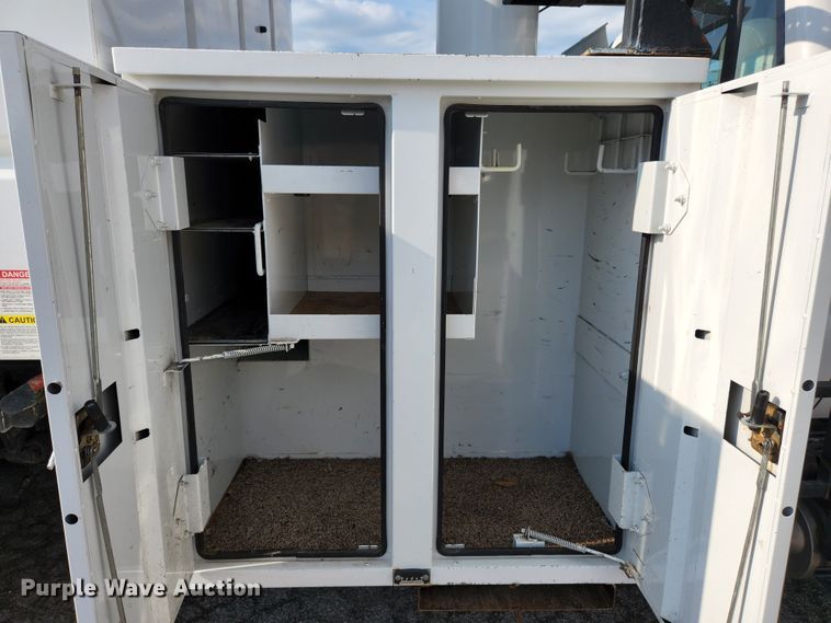 image for item MK9227 2011 Ford F750 Super Duty XL  forestry bucket truck