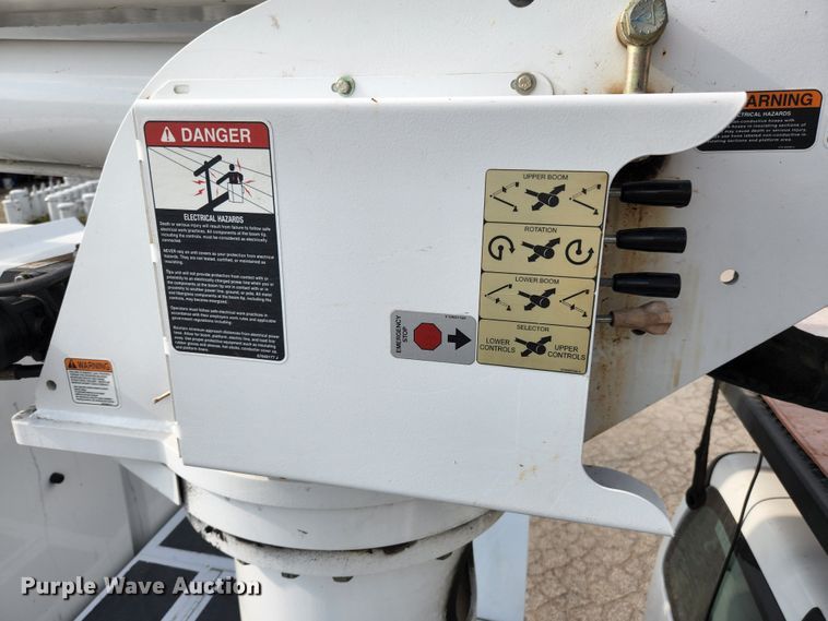 image for item MK9227 2011 Ford F750 Super Duty XL  forestry bucket truck