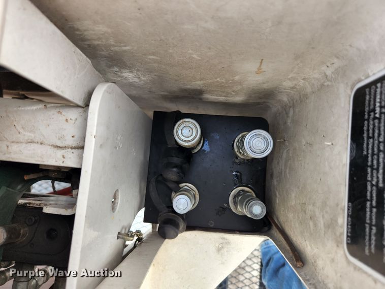 image for item MK9227 2011 Ford F750 Super Duty XL  forestry bucket truck