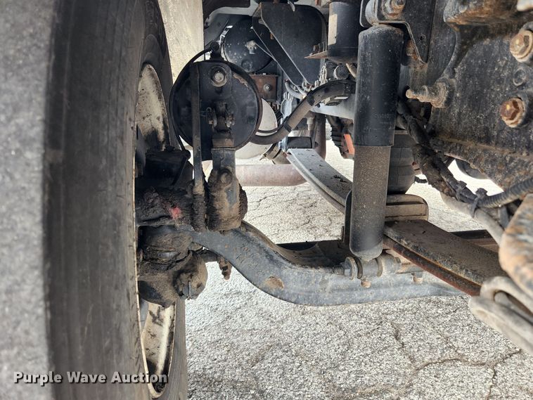 image for item MK9227 2011 Ford F750 Super Duty XL  forestry bucket truck