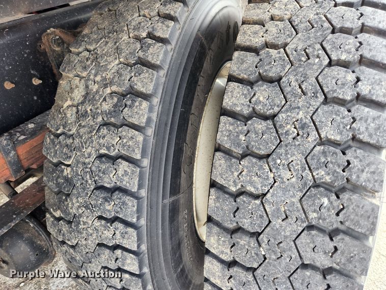 image for item MK9227 2011 Ford F750 Super Duty XL  forestry bucket truck