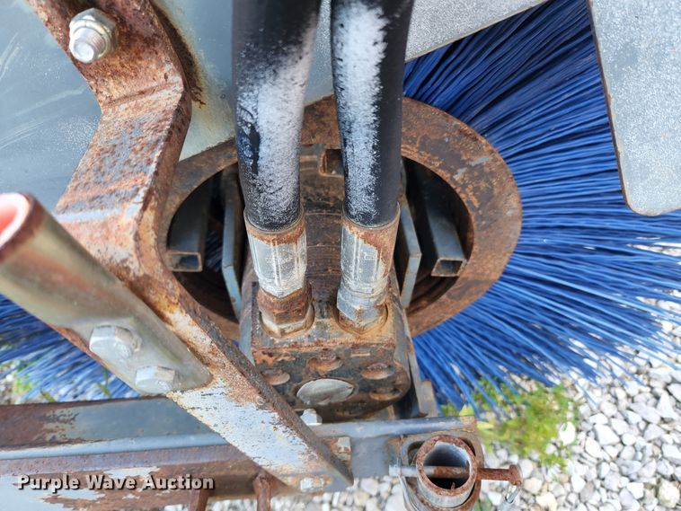 image for item MK9271 Sweepster D32P/W8MO  broom