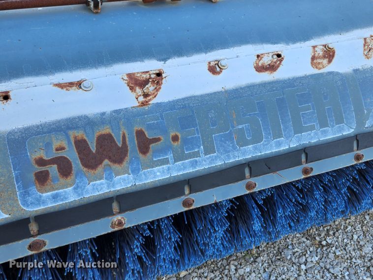 image for item MK9271 Sweepster D32P/W8MO  broom