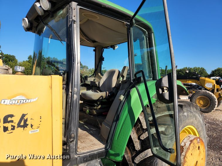 image for item MK9272 2009 John Deere 6430 Premium  MFWD tractor