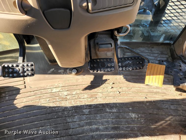 image for item MK9272 2009 John Deere 6430 Premium  MFWD tractor