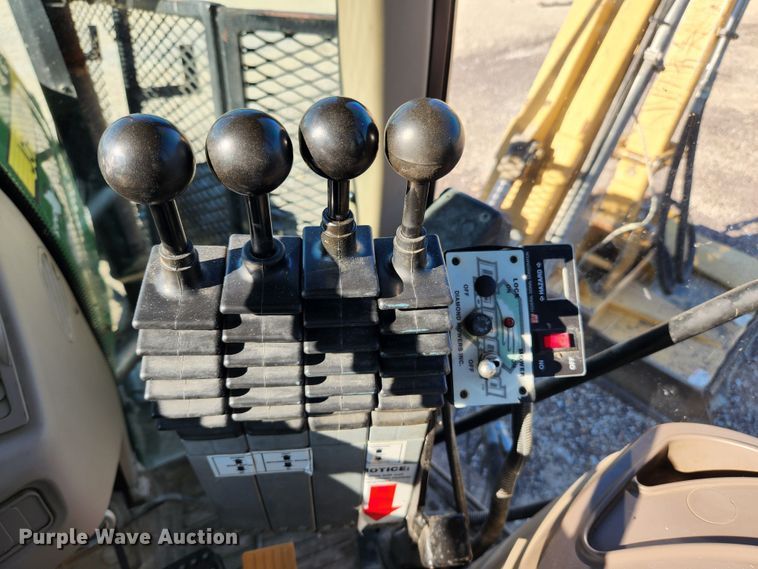 image for item MK9272 2009 John Deere 6430 Premium  MFWD tractor