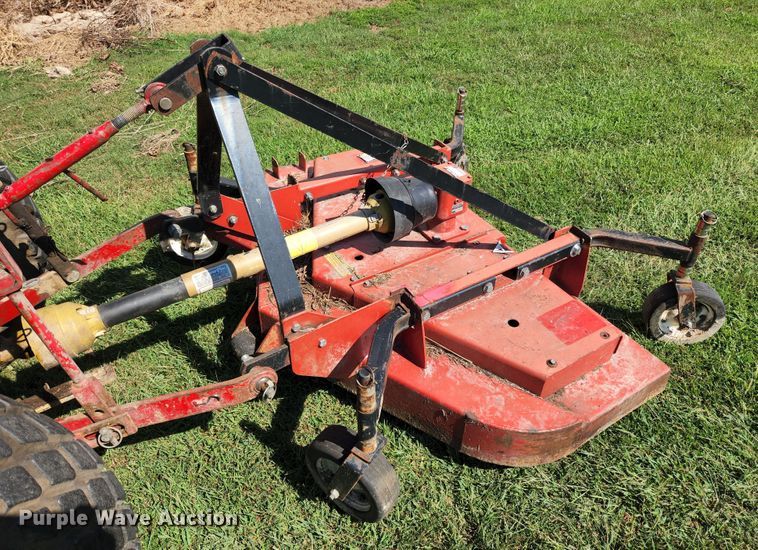 image for item MK9273 International Harvester 284  tractor