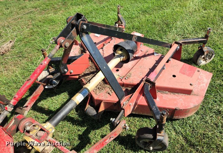 image for item MK9273 International Harvester 284  tractor