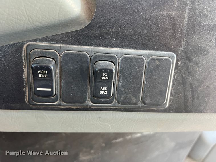 image for item MQ9806 2008 Blue Bird Vision  school bus