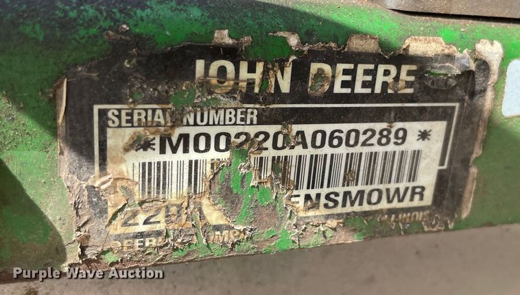 image for item MR9300 John Deere 220A  greens mower