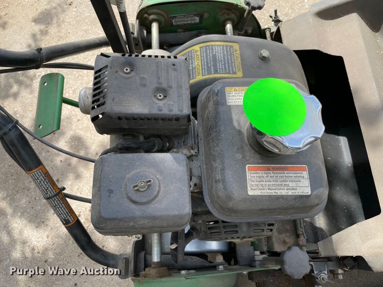 image for item MR9301 John Deere 220SL  greens mower