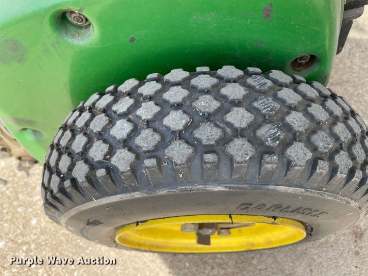 image for item MR9301 John Deere 220SL  greens mower