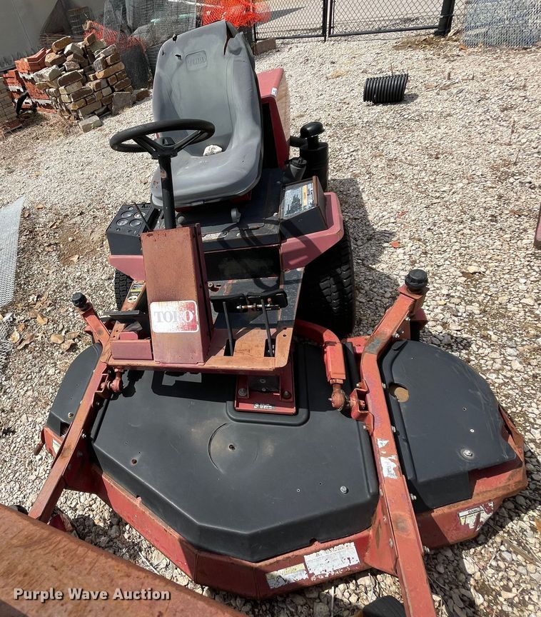 image for item MR9304 Toro Groundsmaster 224  lawn mower