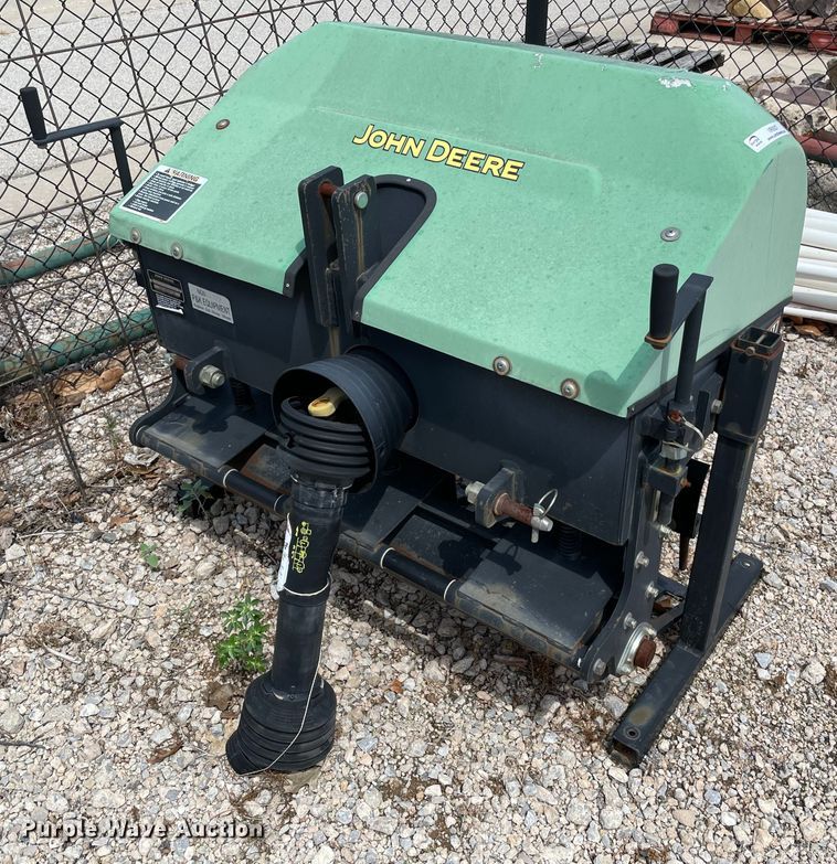 John Deere 1000 Aercore aerator in Oklahoma City, OK Item MR9307 sold