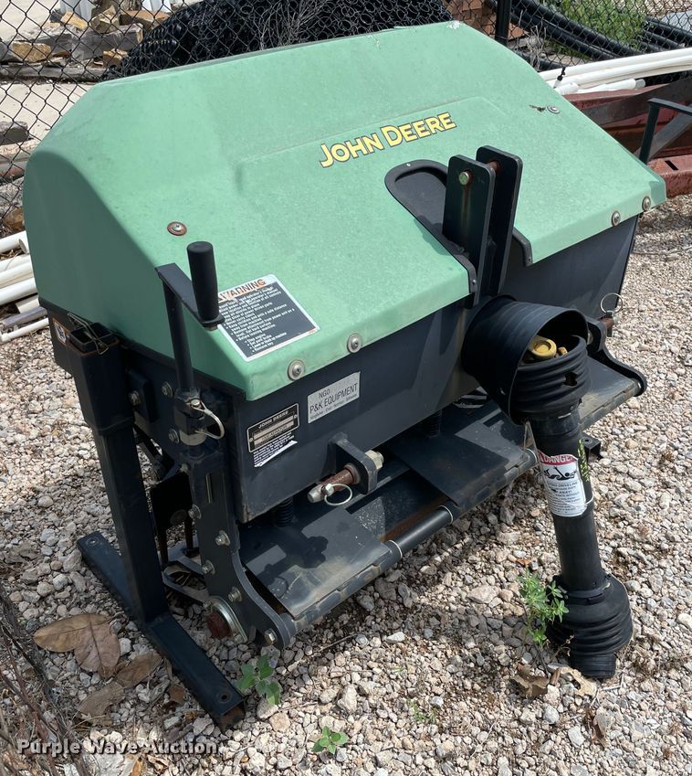 John Deere 1000 Aercore aerator in Oklahoma City, OK Item MR9307 sold