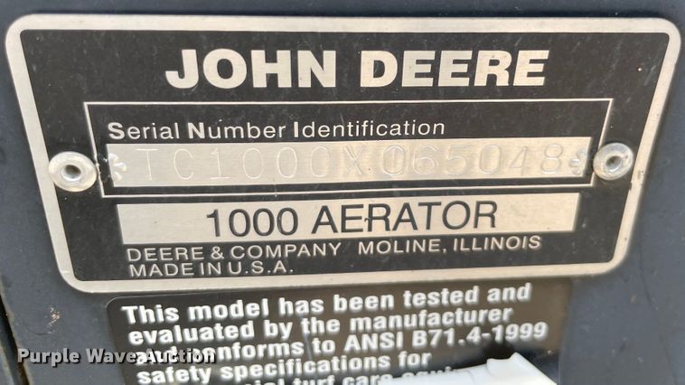 image for item MR9307 John Deere 1000 Aercore  aerator