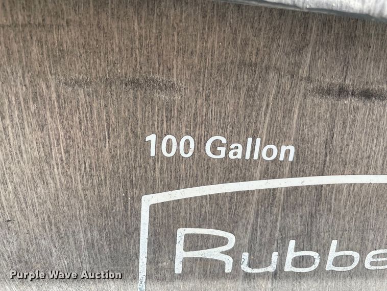 image for item MR9309 Rubbermaid  100 gallon livestock tank