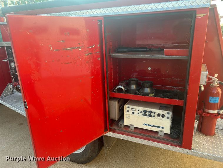 image for item MR9885 1978 Dodge W40 Custom 400  brush fire truck