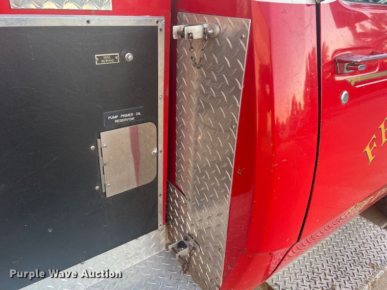 image for item MR9885 1978 Dodge W40 Custom 400  brush fire truck