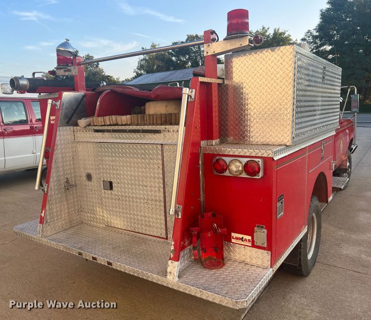 image for item MR9885 1978 Dodge W40 Custom 400  brush fire truck