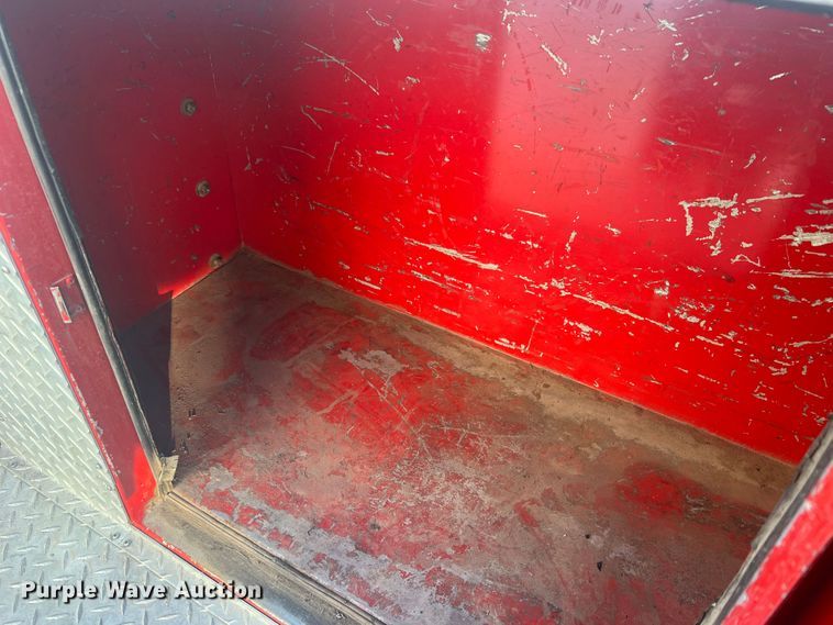 image for item MR9885 1978 Dodge W40 Custom 400  brush fire truck