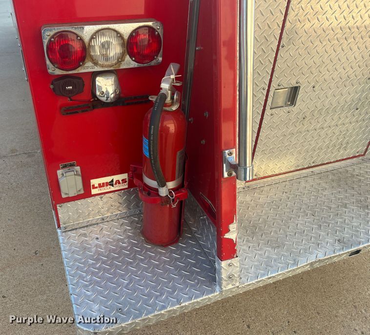 image for item MR9885 1978 Dodge W40 Custom 400  brush fire truck